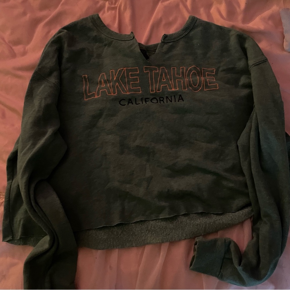Wild Fable Green Lake Tahoe Sweatshirt